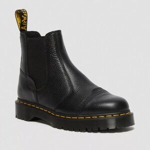 Textured BEX Dr. Marten Sherpa lined size 7 Wmns